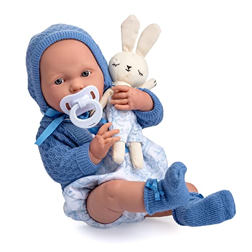 JC TOYS- Muñeco La Newborn recién Nacido de 38 cm, de Vinilo Suave, colección Royal, Ropa con Dibujo Toile de jouy, Chupete y Peluche, niño, Azul, diseñado en España por Berenguer, 2 años