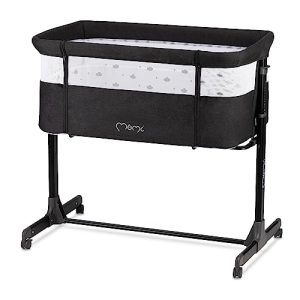 Momi REVO Cuna Multifuncional Ajustable en 6 Posiciones de Altura de 72 a 82 cm, con Ruedas, colchón Incluido, Correas de fijación, mosquitera y Barra de Juguetes